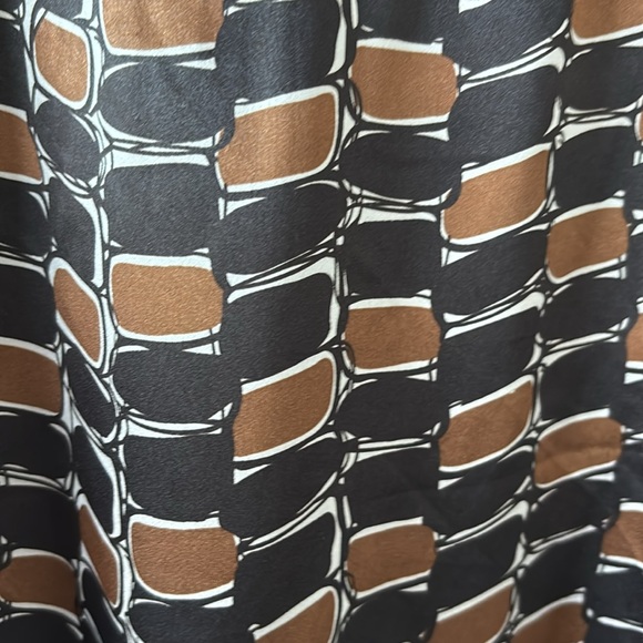 New York & Company Top XL Y2K Twist Front Satin V-Neck Retro Mod Art Deco Glam - Picture 12 of 12